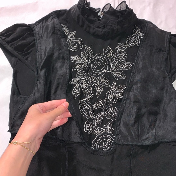 Nanette Lepore Black Silk Mess with Beads Top - Picture 14 of 14